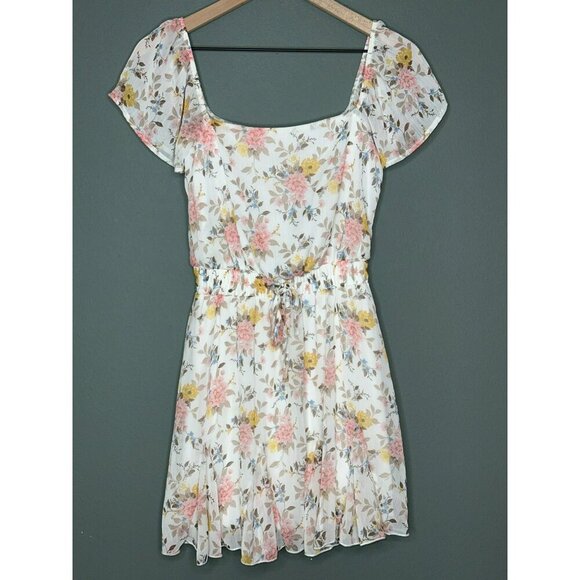 Francesca's Collections Dresses & Skirts - Francesca's Floral Dress Women's XS NWT Blogger's Favorite
